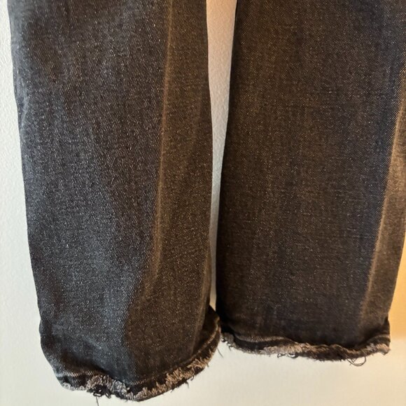 Abercrombie Curve Love Ultra High Rise Ankle Straight Jean black wash, size 24 - Picture 5 of 6